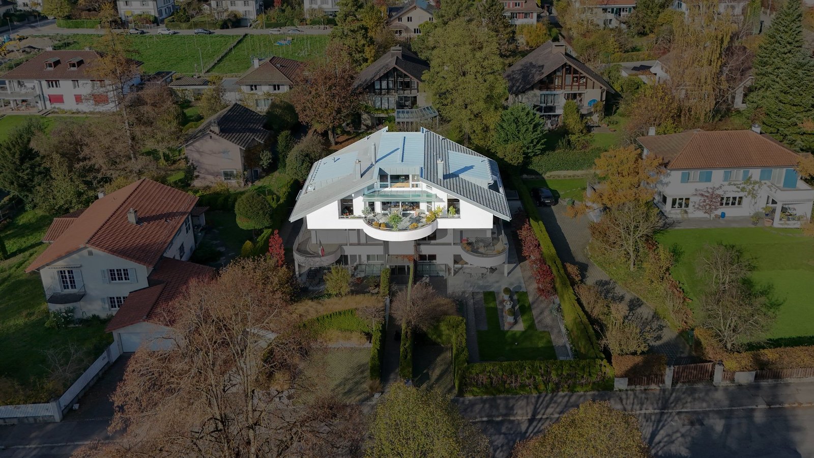 Jackpot Muri: Dramatic Penthouse With Terrace, Garden And Studio Penthouse in Muri bei Bern, Canton of Bern, Switzerland