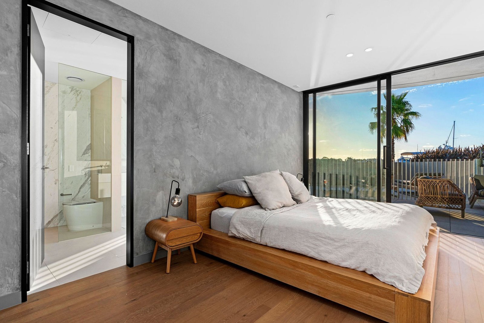 Villa Pianoterra Lussuosa Inc 22 M Marina Berth Penthouse in Safety Beach, Victoria, Australia