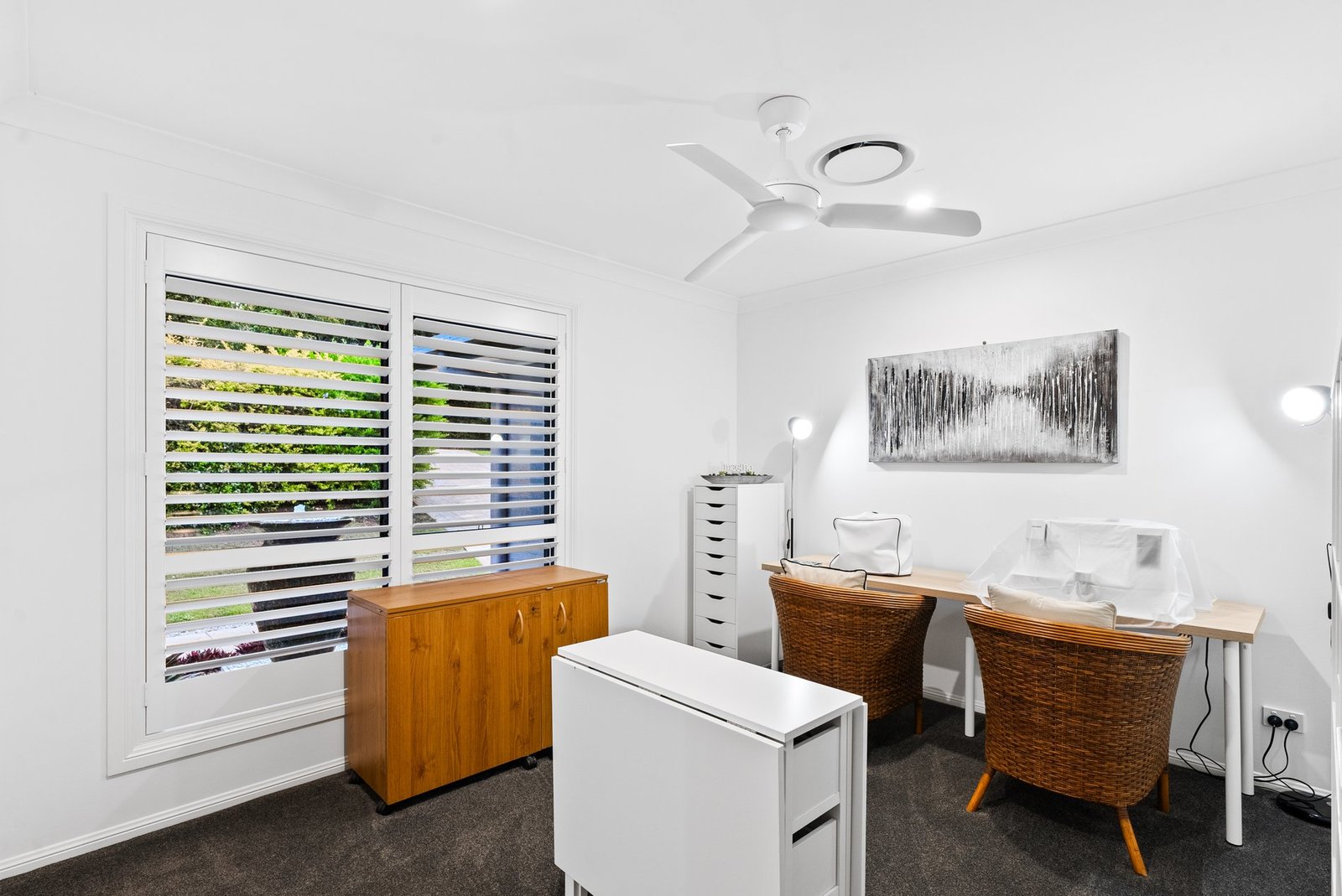 Hinterland Family Estate In Sought After Tintenbar: A Premier Acreage Retreat Tintenbar, New South Wales, Australia