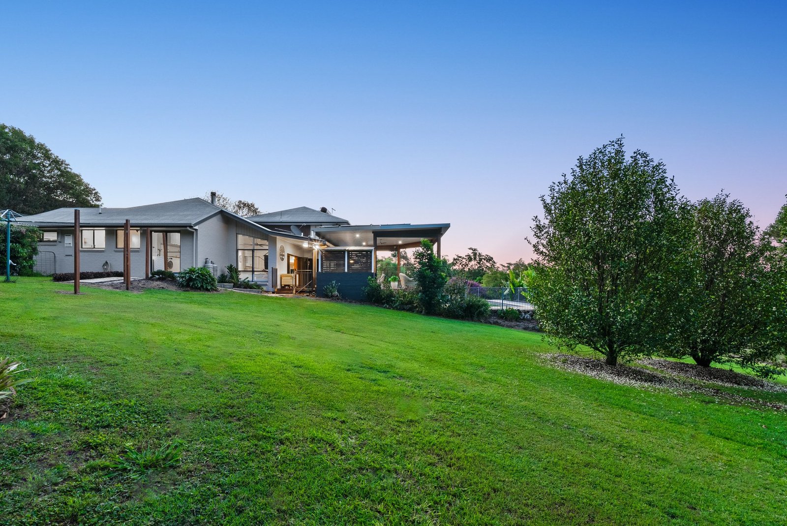 Hinterland Family Estate In Sought After Tintenbar: A Premier Acreage Retreat Tintenbar, New South Wales, Australia