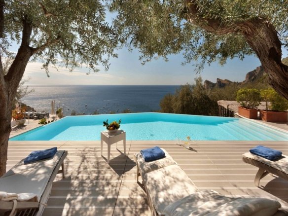 Villa in Antibes, Provence-Alpes-Côte d'Azur, France
