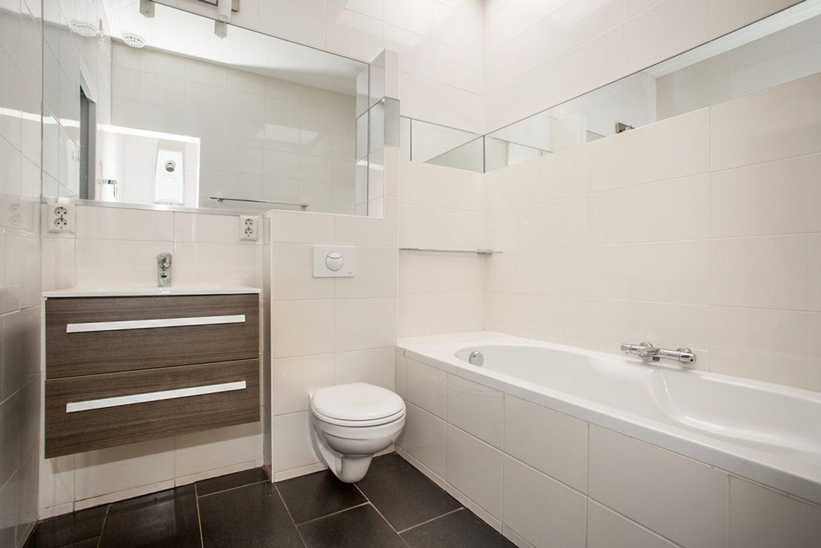 Amsterdam Villa Villa in Apollobuurt, North Holland, Netherlands