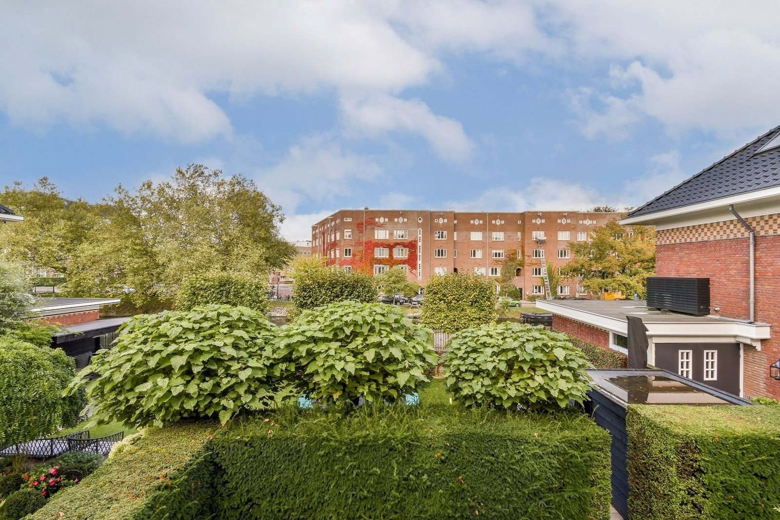 Amsterdam Villa Villa in Apollobuurt, North Holland, Netherlands