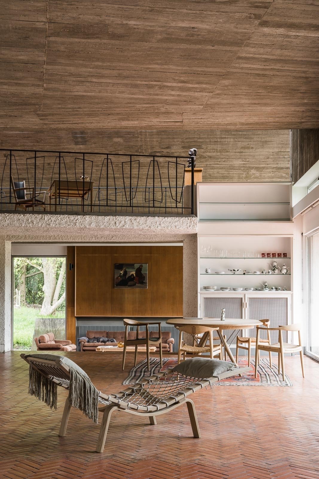 Architectural Masterpiece By Claude Parent Near Paris Villa in Bois-le-Roi, Normandy, France