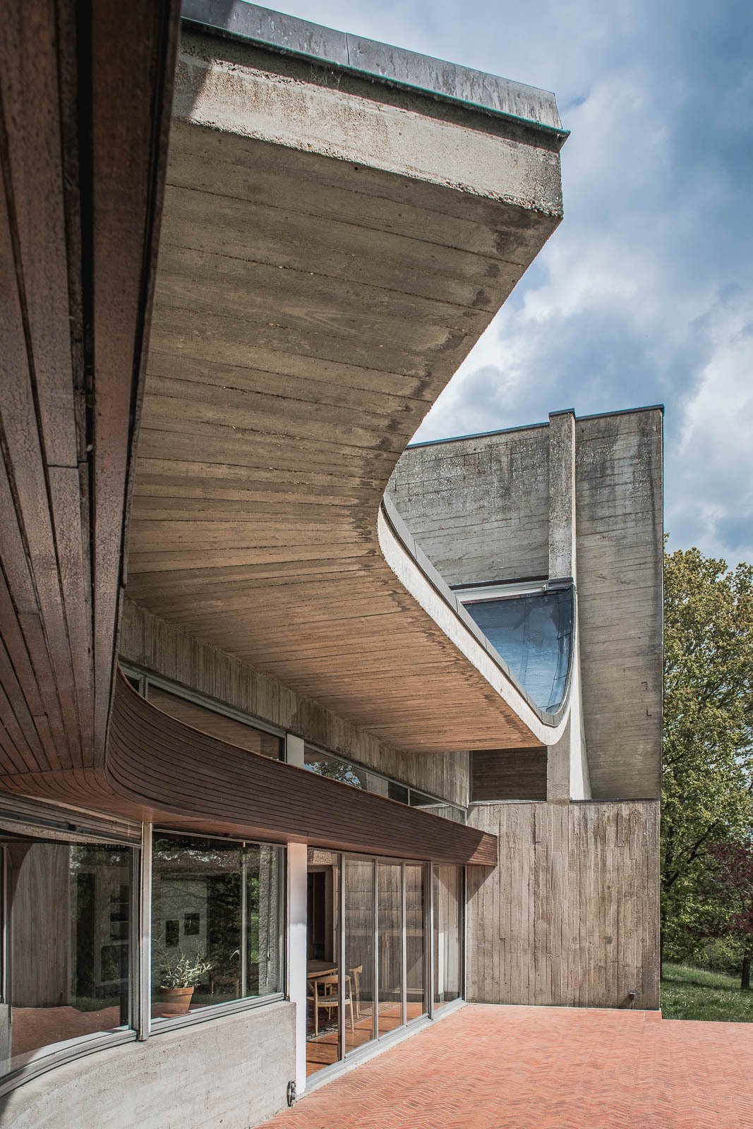 Architectural Masterpiece By Claude Parent Near Paris Villa in Bois-le-Roi, Normandy, France