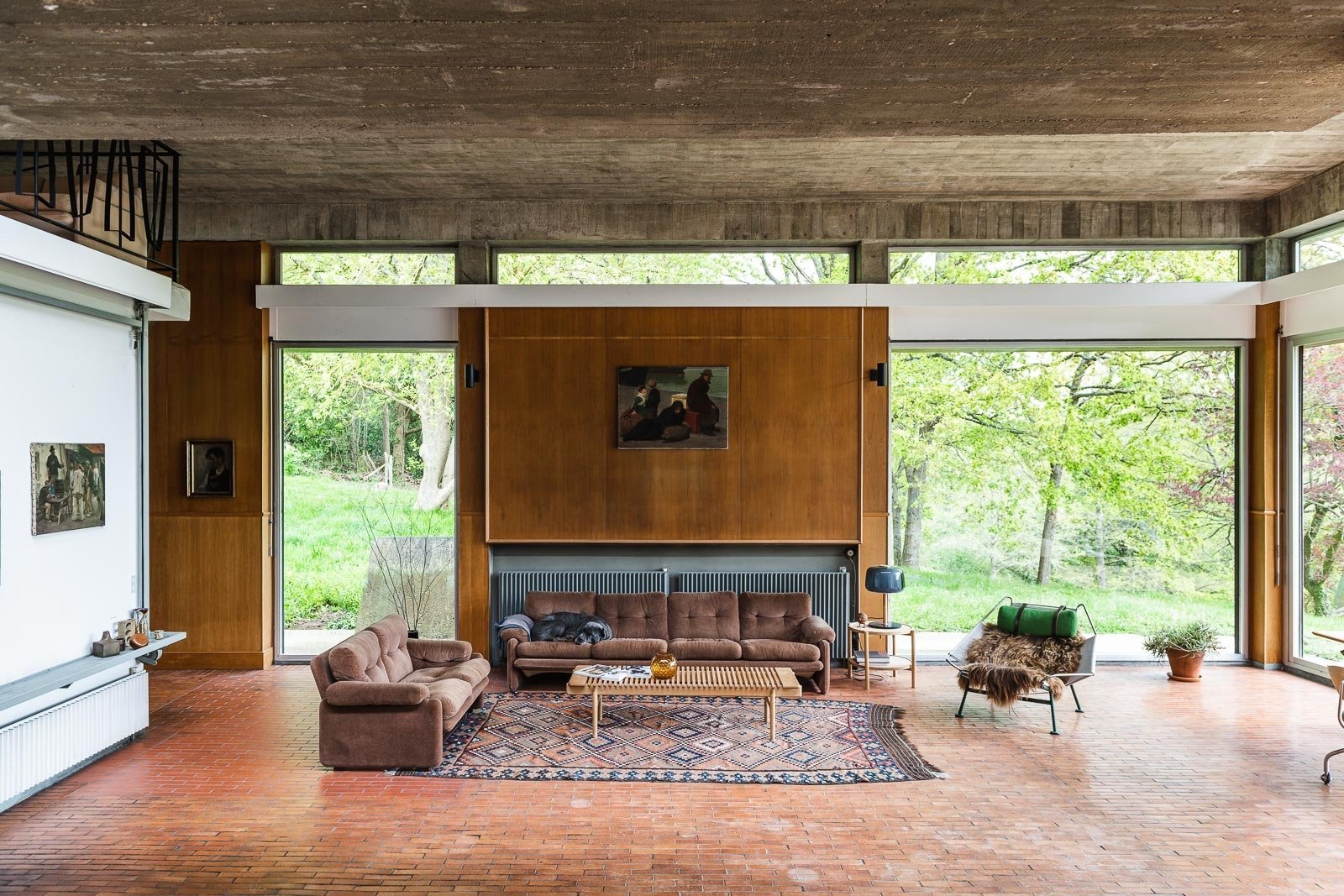 Architectural Masterpiece By Claude Parent Near Paris Villa in Bois-le-Roi, Normandy, France