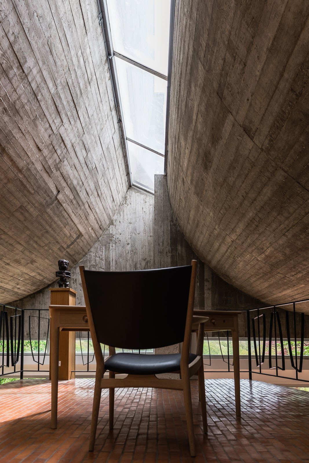 Architectural Masterpiece By Claude Parent Near Paris Villa in Bois-le-Roi, Normandy, France
