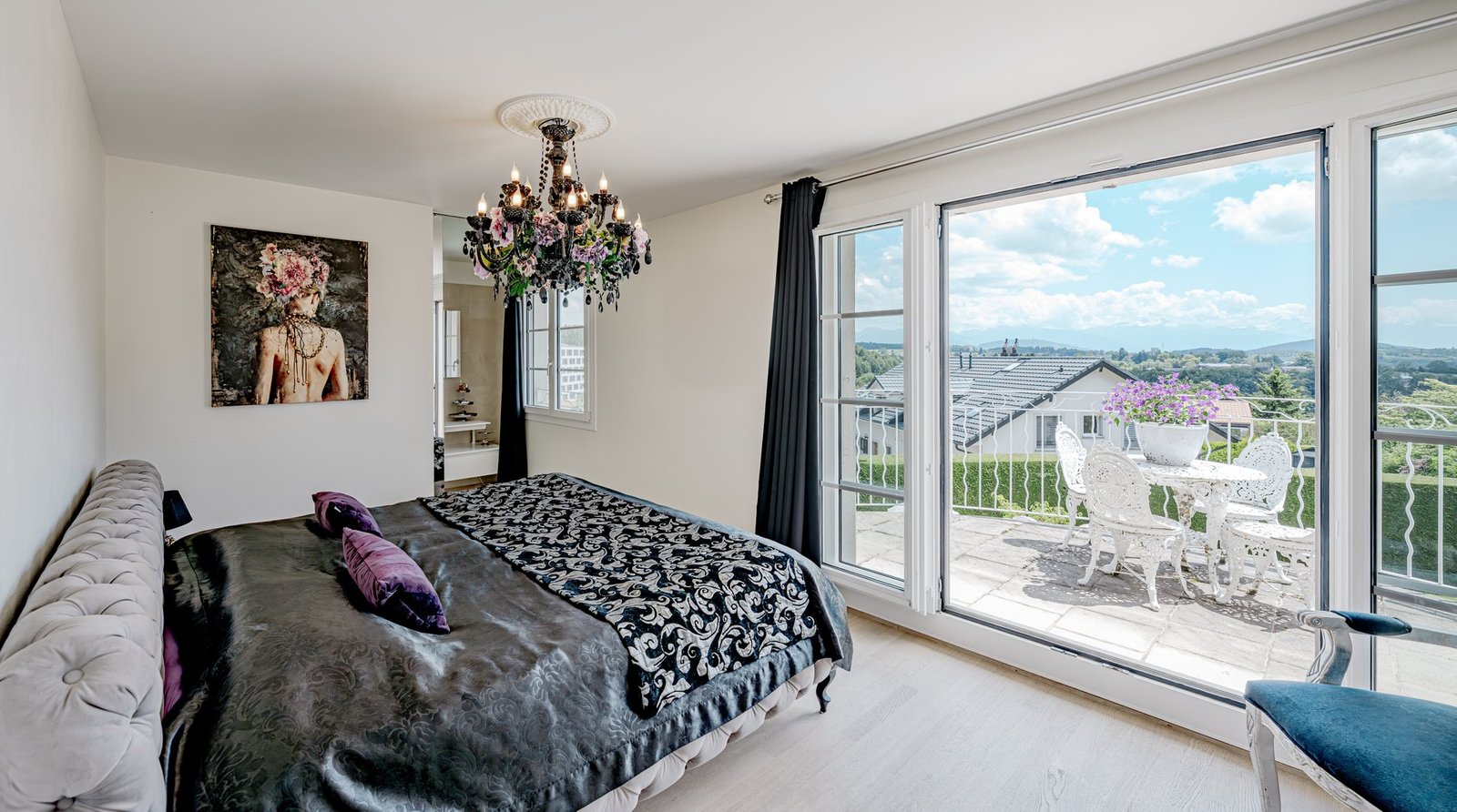 Precious Villa In Epalinges Villa in Épalinges, Vaud, Switzerland