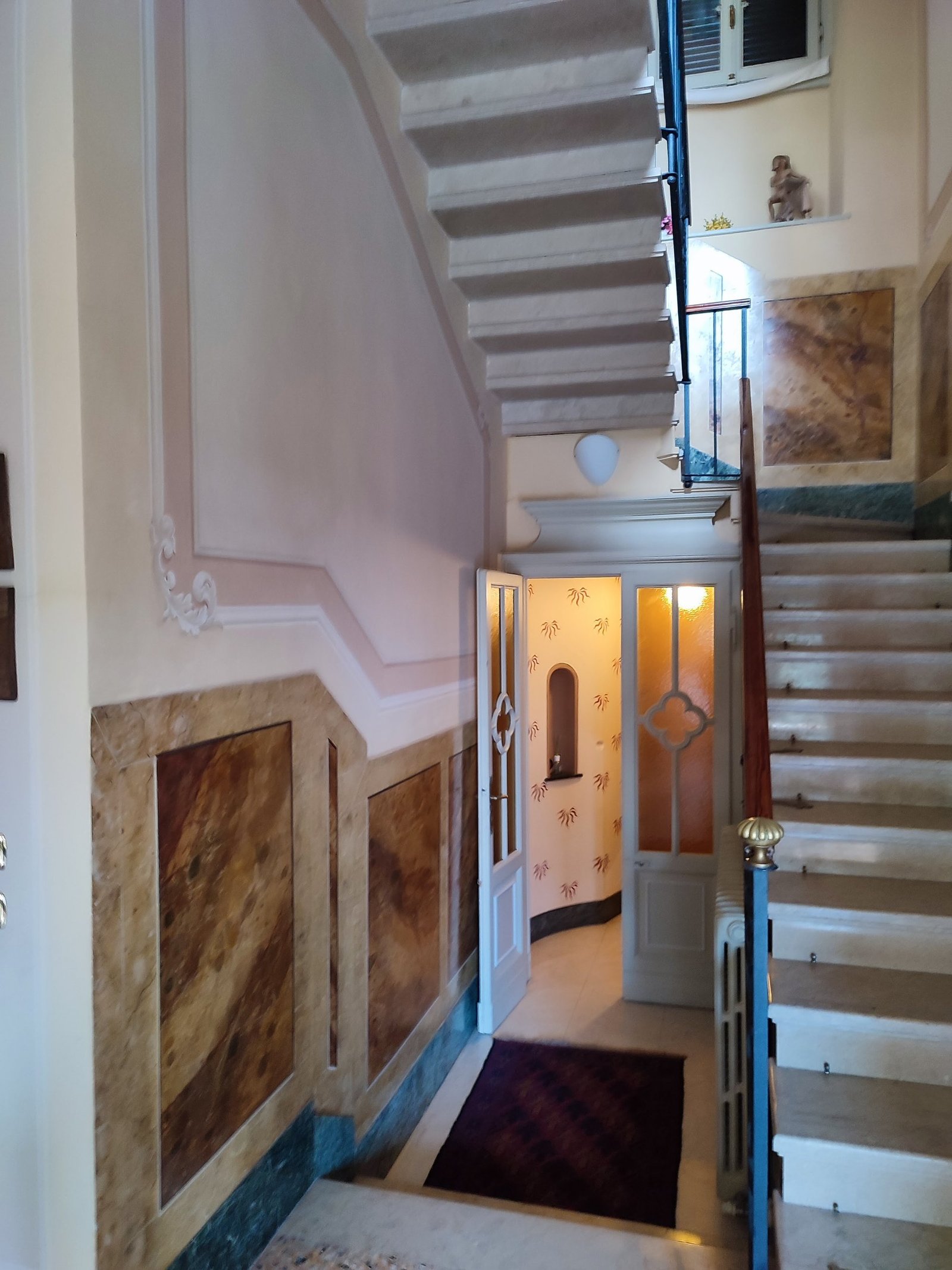 Villa in Faggeto Lario, Lombardy, Italy