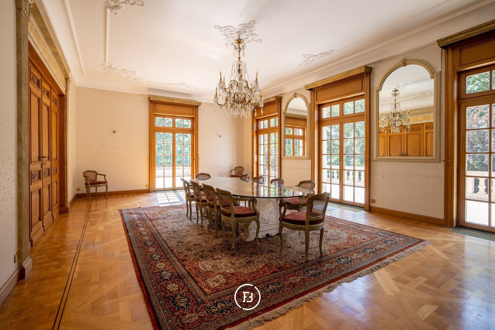 Classic Pearl Villa in Forest, Brussels, Belgium