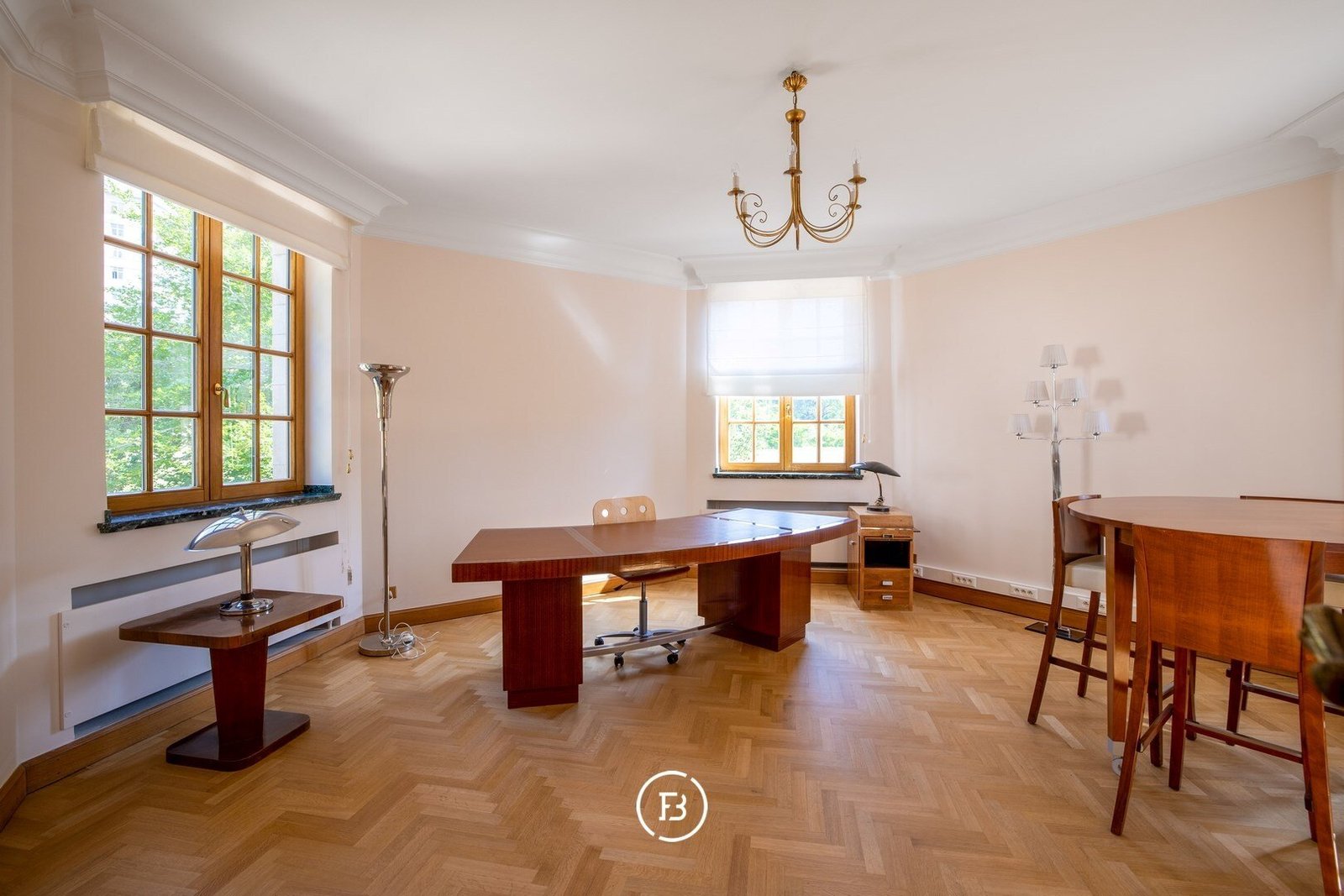 Classic Pearl Villa in Forest, Brussels, Belgium