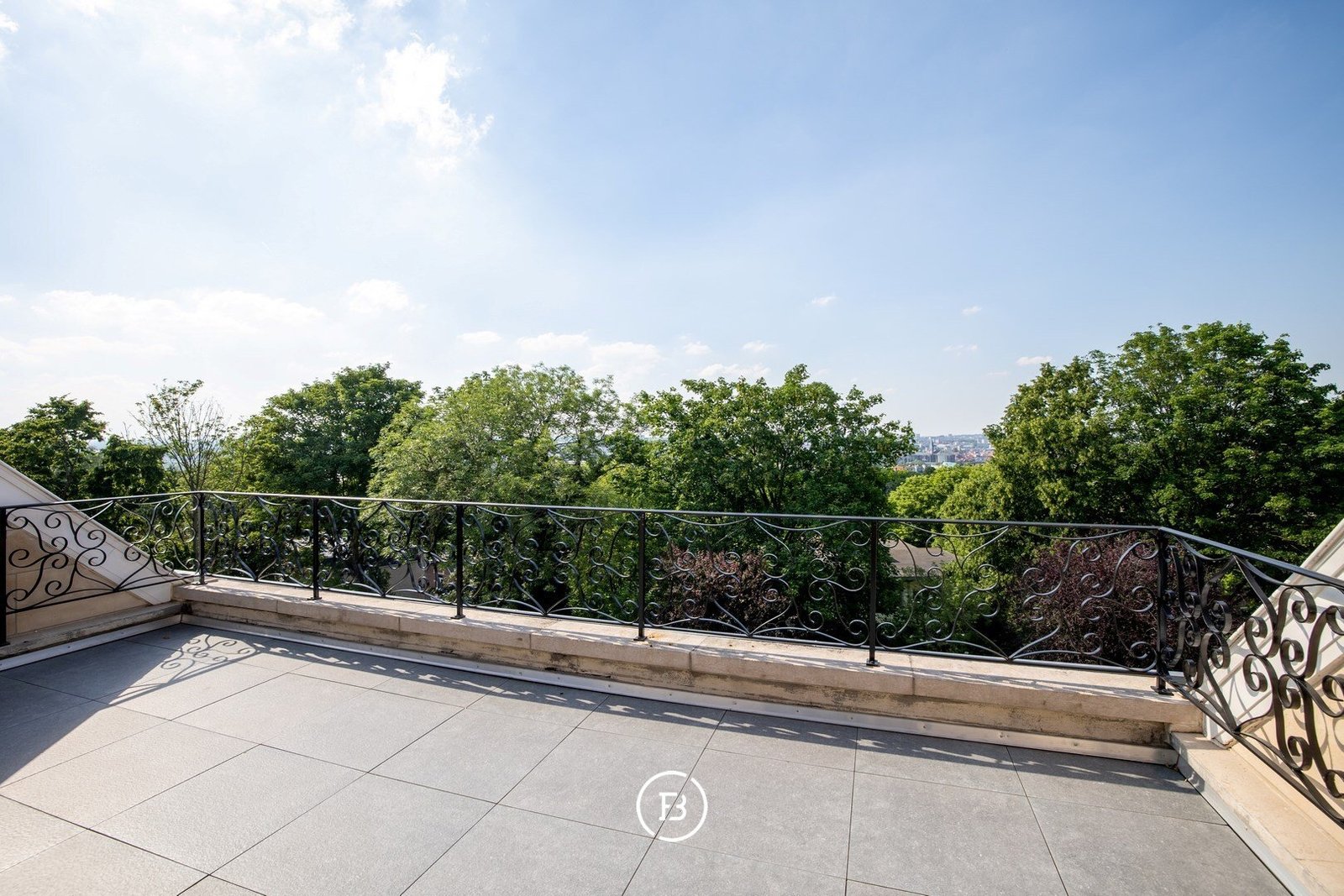 Classic Pearl Villa in Forest, Brussels, Belgium