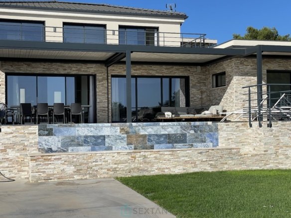Villa in Istres, Provence Alpes Côte D’azur, France