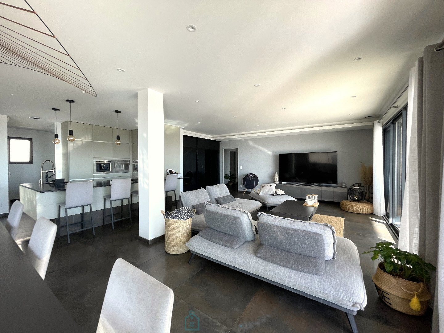 Villa in Istres, Provence Alpes Côte D’azur, France