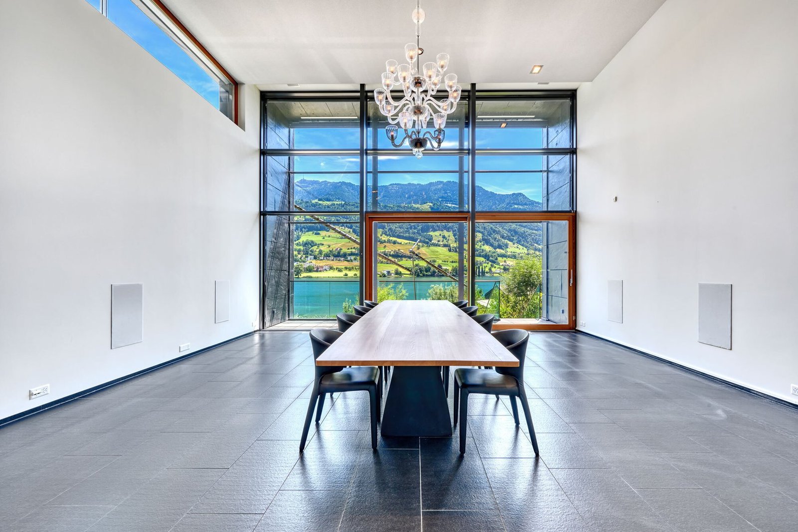 The View – Fantastic Villa With Lake Access Villa in Küssnacht, Schwyz, Switzerland