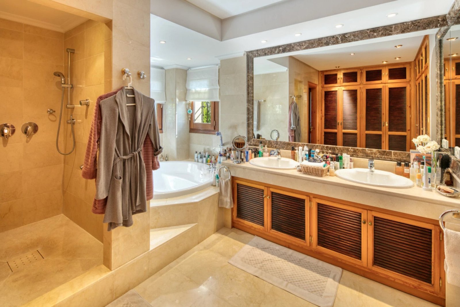 Exquisite Luxury Villa With Breathtaking Mediterranean Views In Sierra Blanca Villa in Marbella, Andalusia, Spain