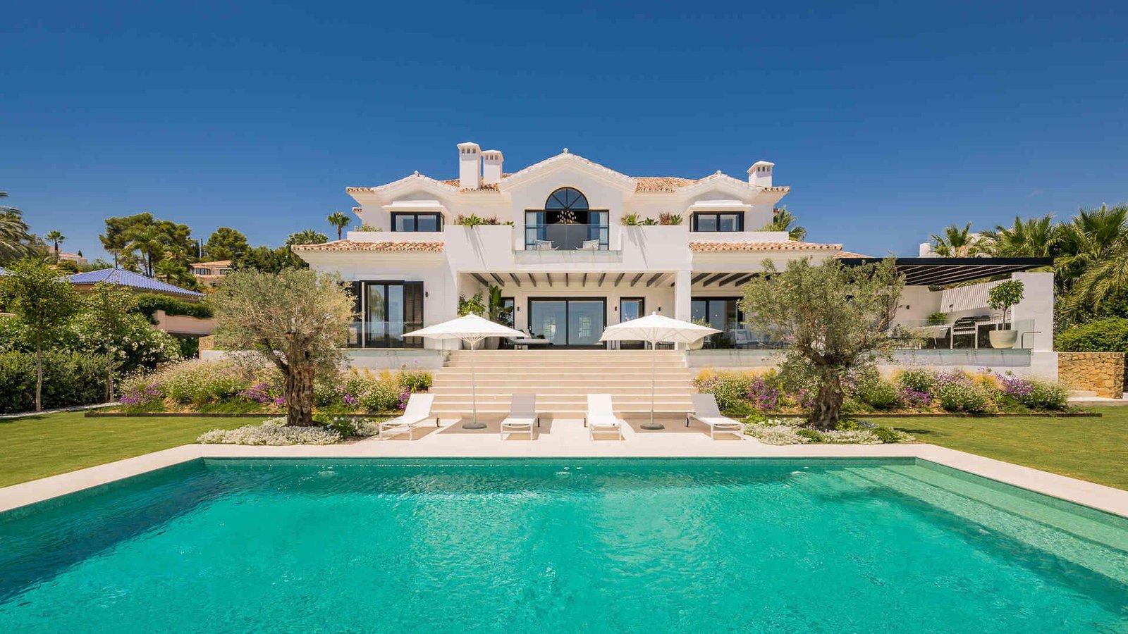 Exquisite Modern Villa Designed By Miguel Tobal With Panoramic Sea Views In Nueva Andalucía