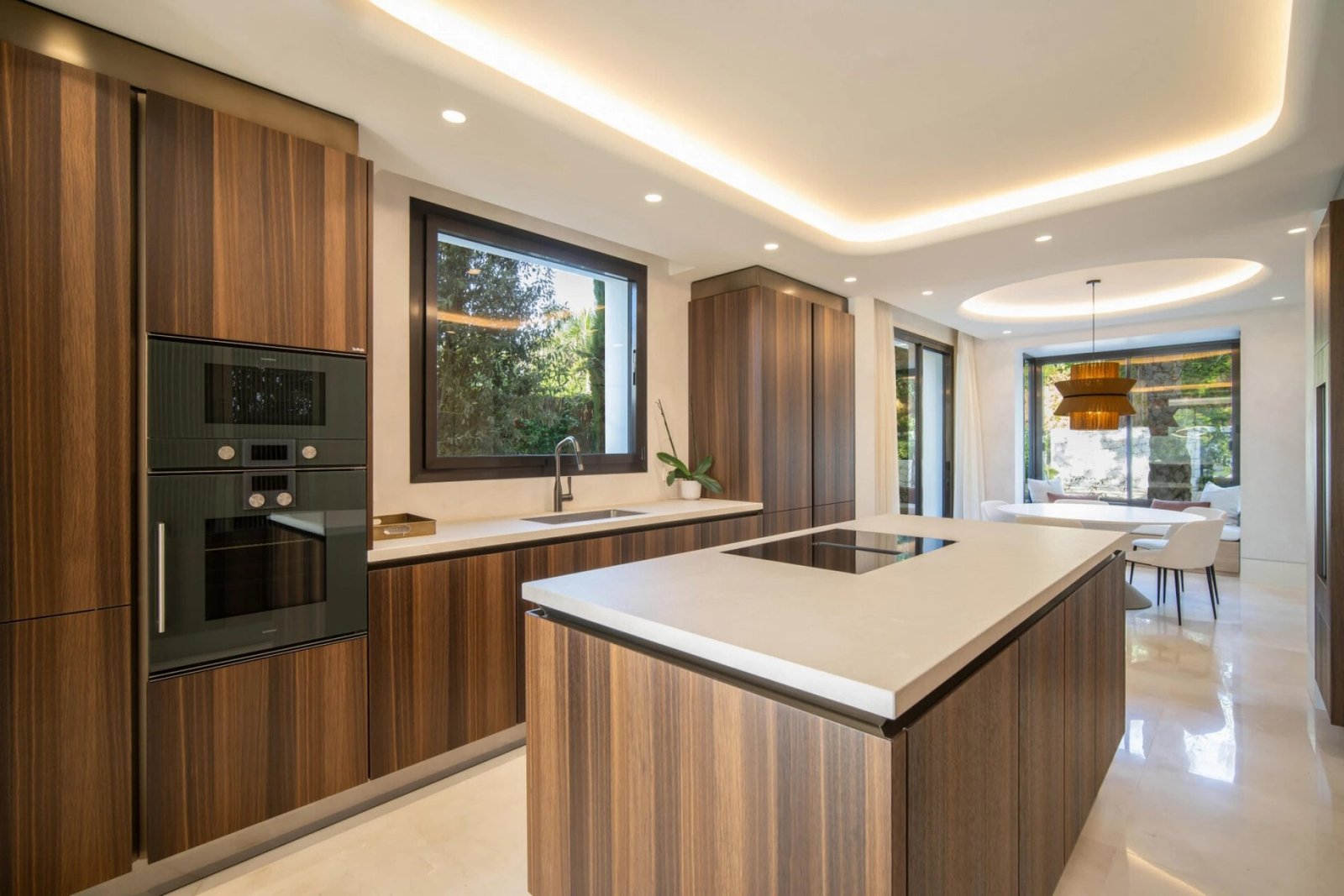 Exquisite Modern Villa In Altos Reales With Breathtaking Views And Luxurious Amenities Villa in Marbella, Andalusia, Spain