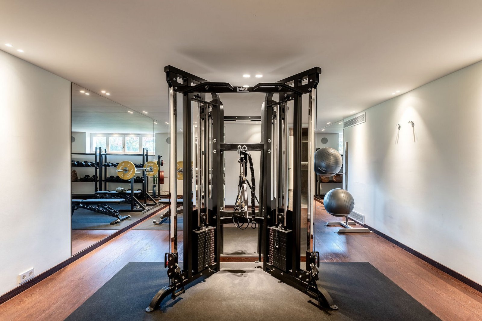 Exquisite Marbella Villa With Panoramic Sea Views And Unrivaled Luxury Amenities Villa in Marbella, Andalusia, Spain