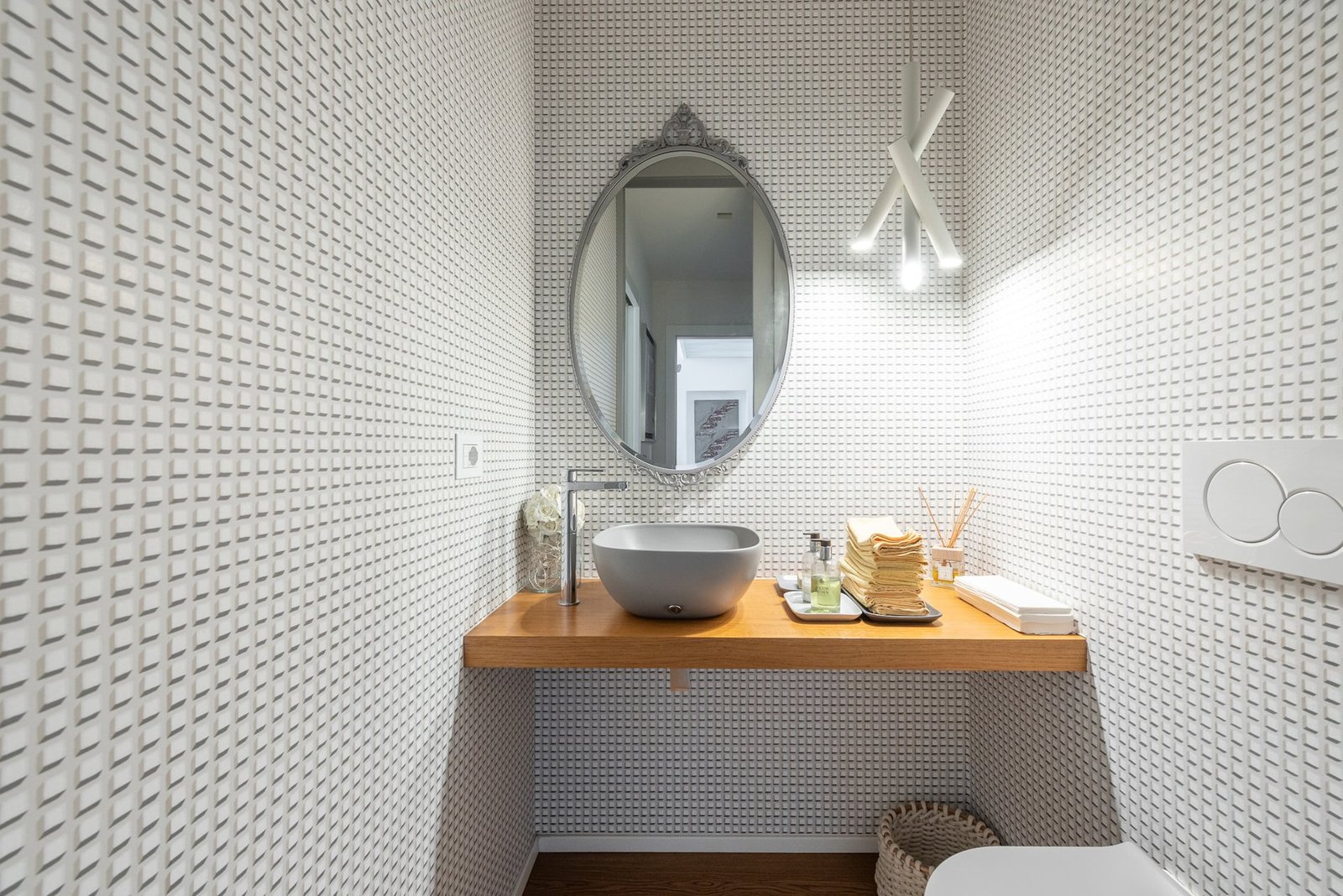 Unique Villa With Private Garden In The Navigli Area Villa in Milan, Lombardy, Italy