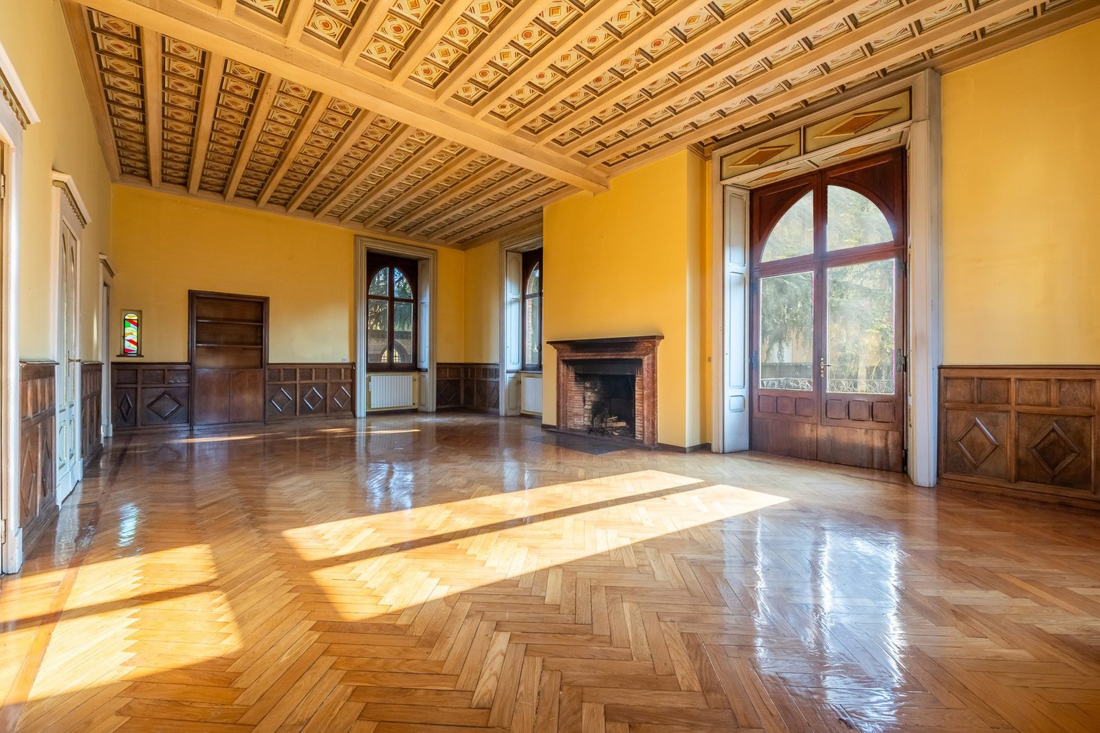 Stunning Four Story Period Villa With Private Garden In Milan Villa in Milan, Lombardy, Italy