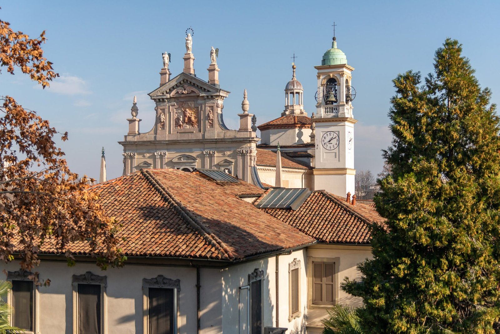 Stunning Four Story Period Villa With Private Garden In Milan Villa in Milan, Lombardy, Italy