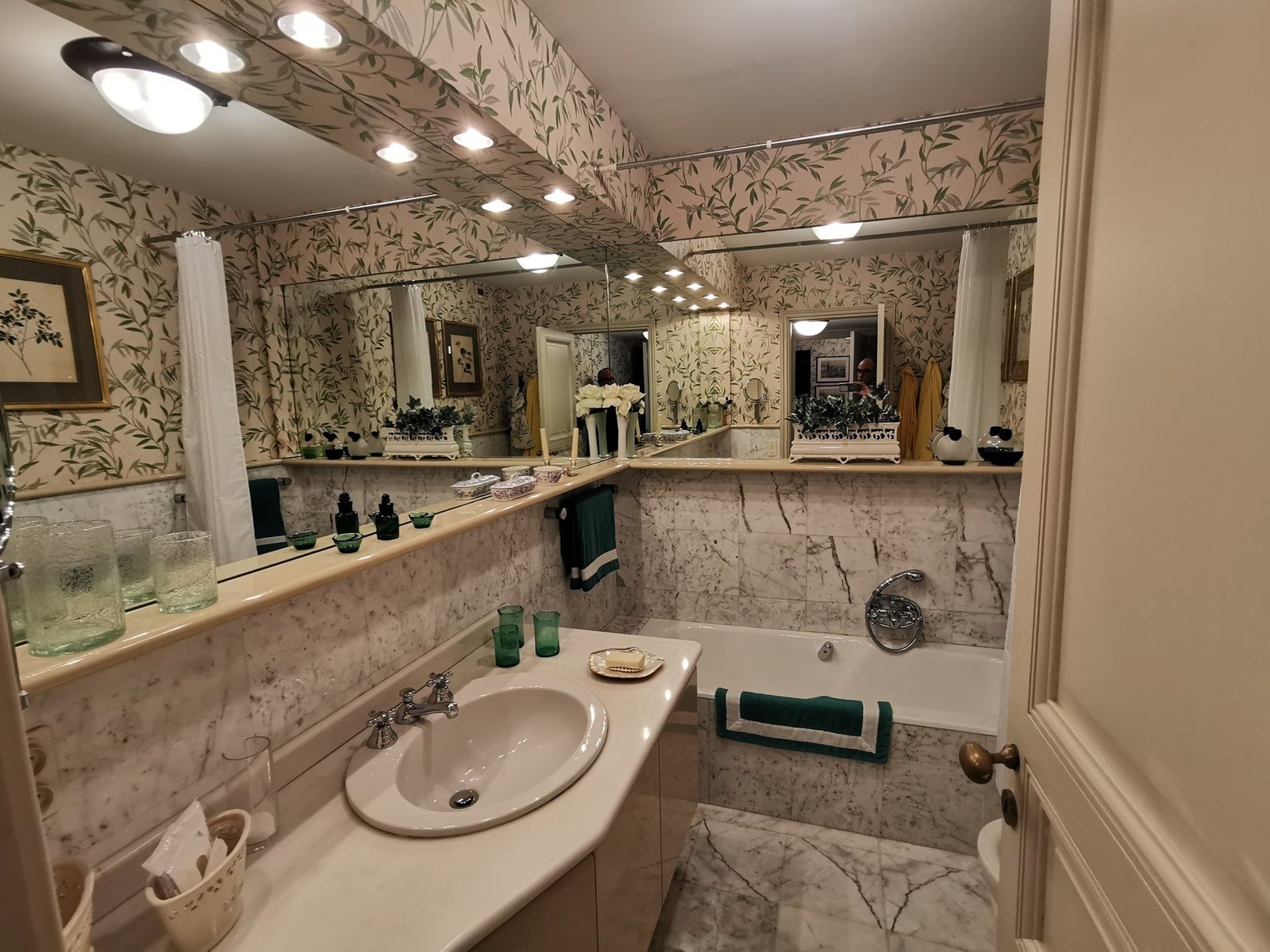 Architectural Heritage Of Cap Martin: Cynthia Villa And Its Illustrious Guests Villa in Roquebrune-sur-Argens, Provence-Alpes-Côte d'Azur, France