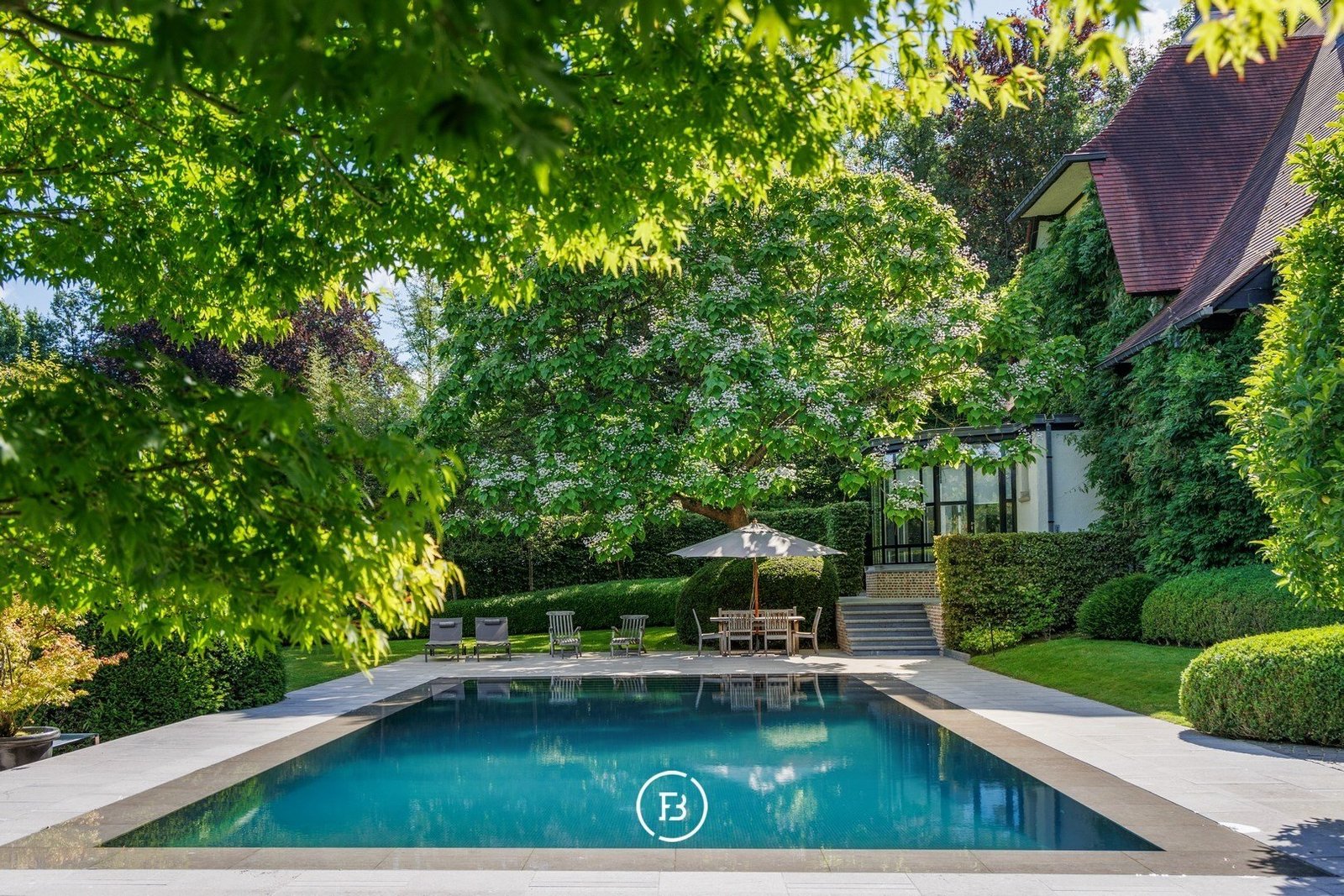 Villa Maas Villa in Sint-Genesius-Rode, Flanders, Belgium