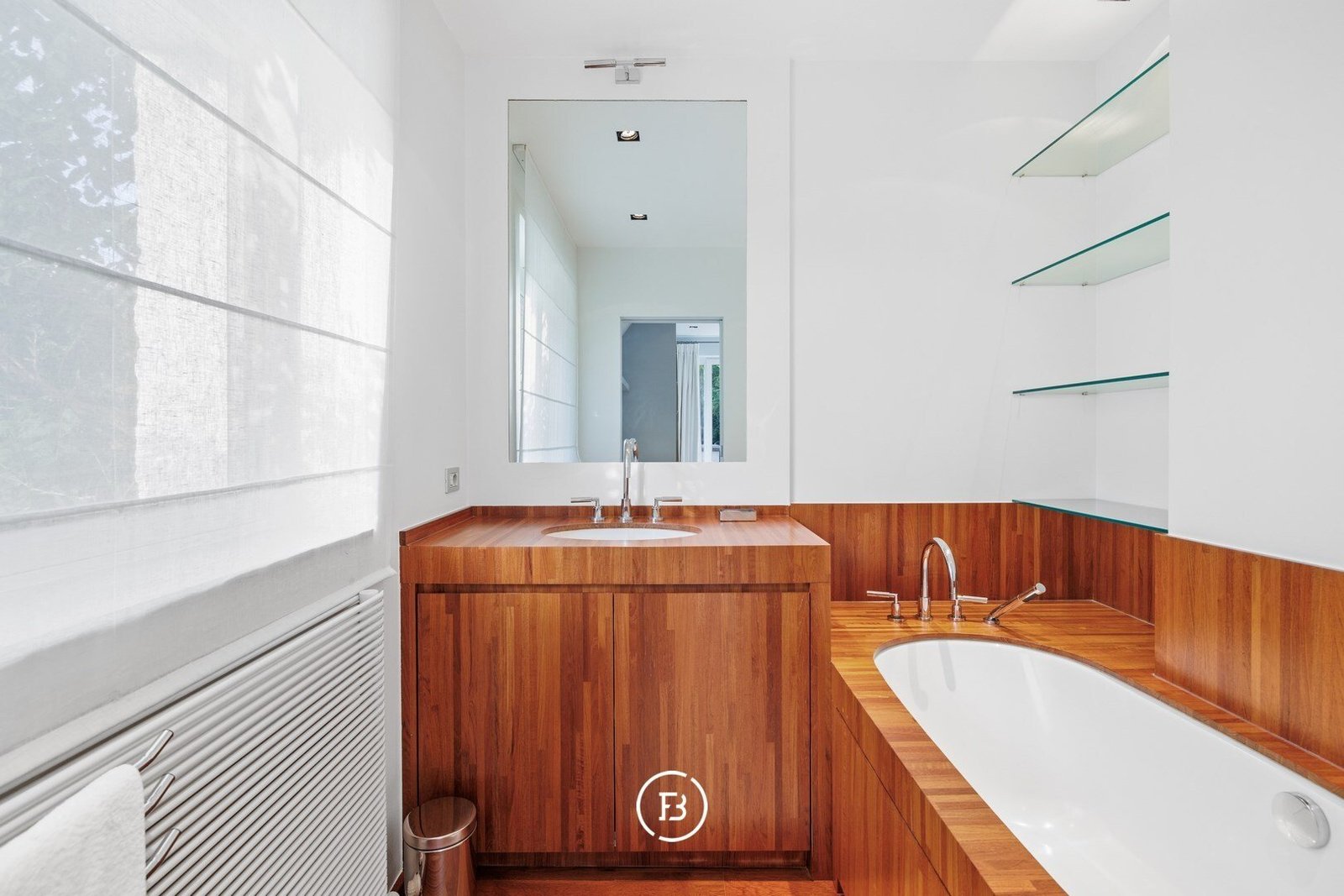 Villa Maas Villa in Sint-Genesius-Rode, Flanders, Belgium