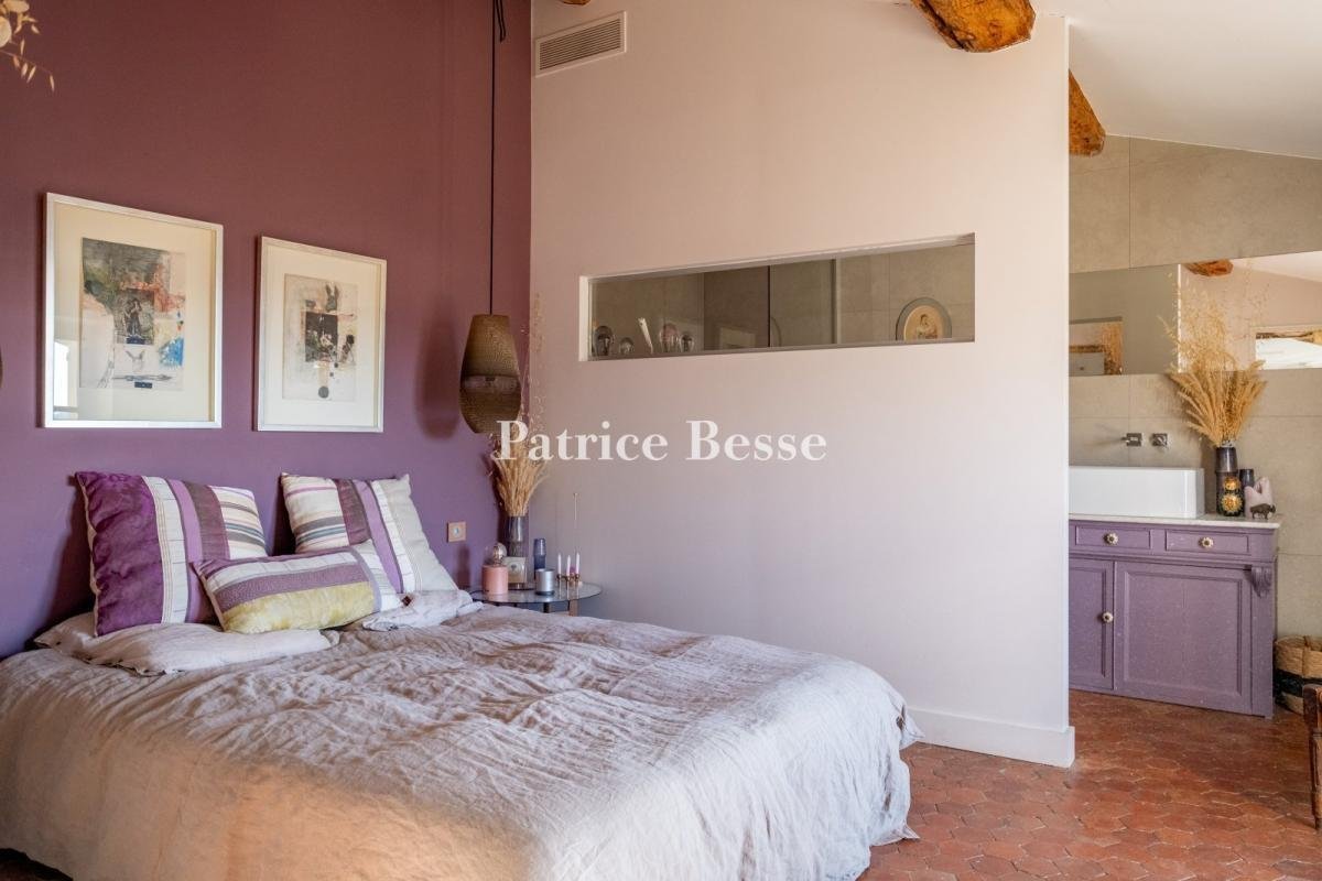 Villa in Toulon, Provence Alpes Côte D’azur, France