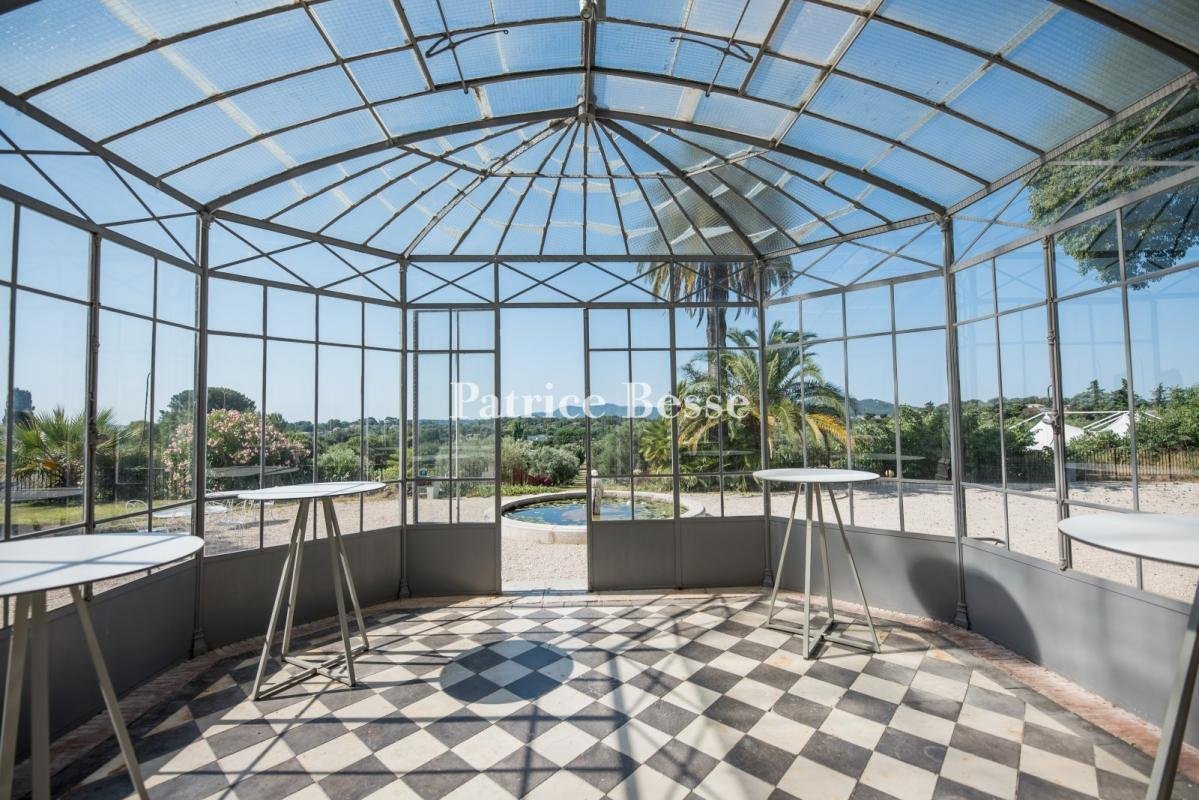 Villa in Toulon, Provence Alpes Côte D’azur, France
