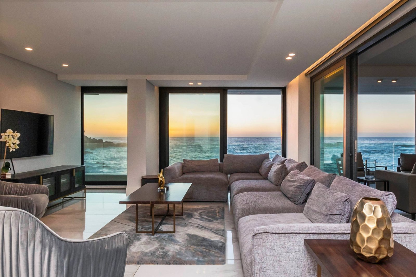 Apartment in Cape Town, Western Cape, South Africa 1 - 15202169