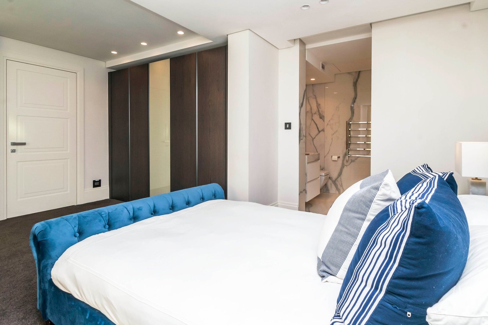 Apartment in Cape Town, Western Cape, South Africa 1 - 15202169