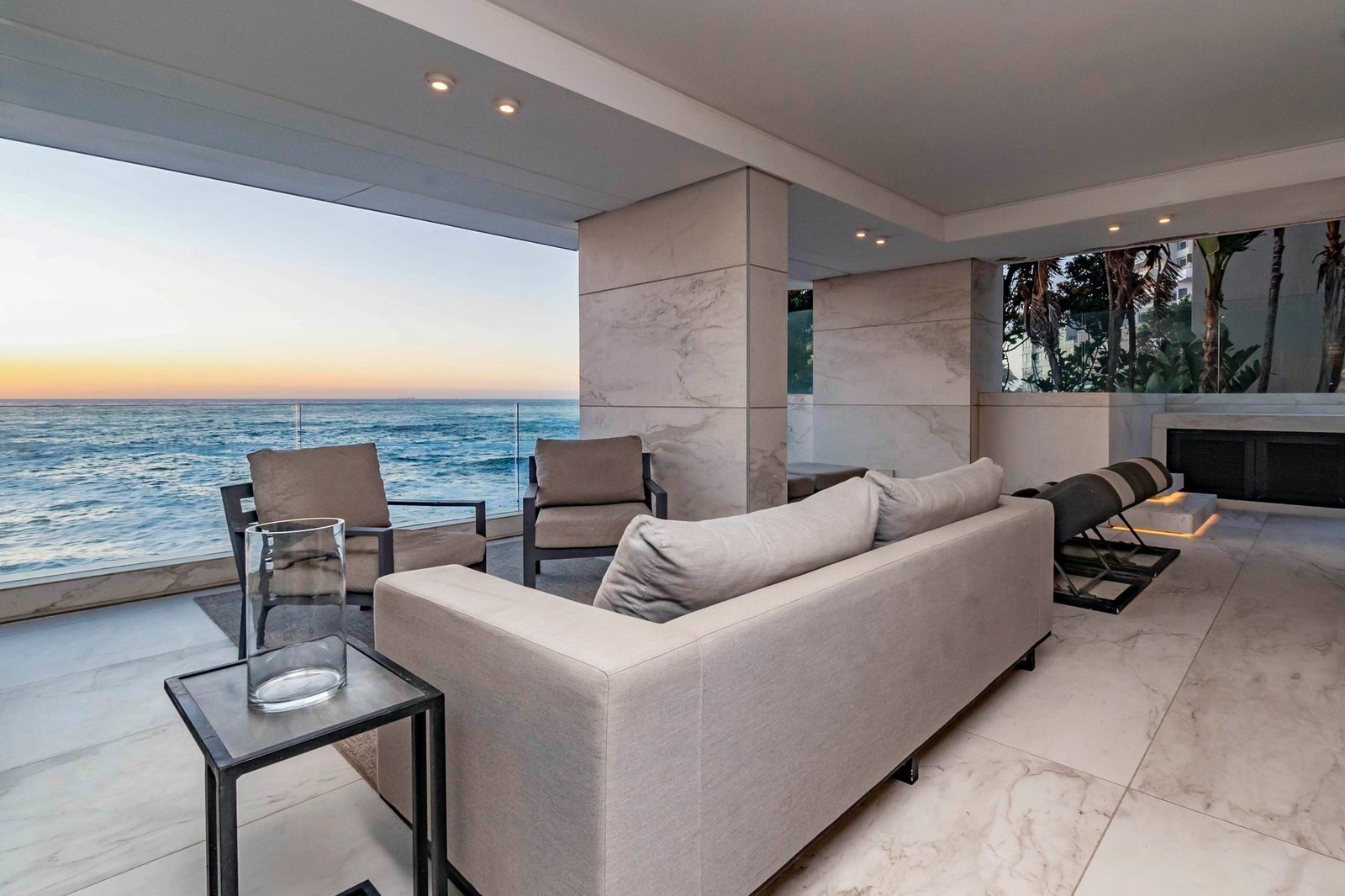 Apartment in Cape Town, Western Cape, South Africa 1 - 15202169