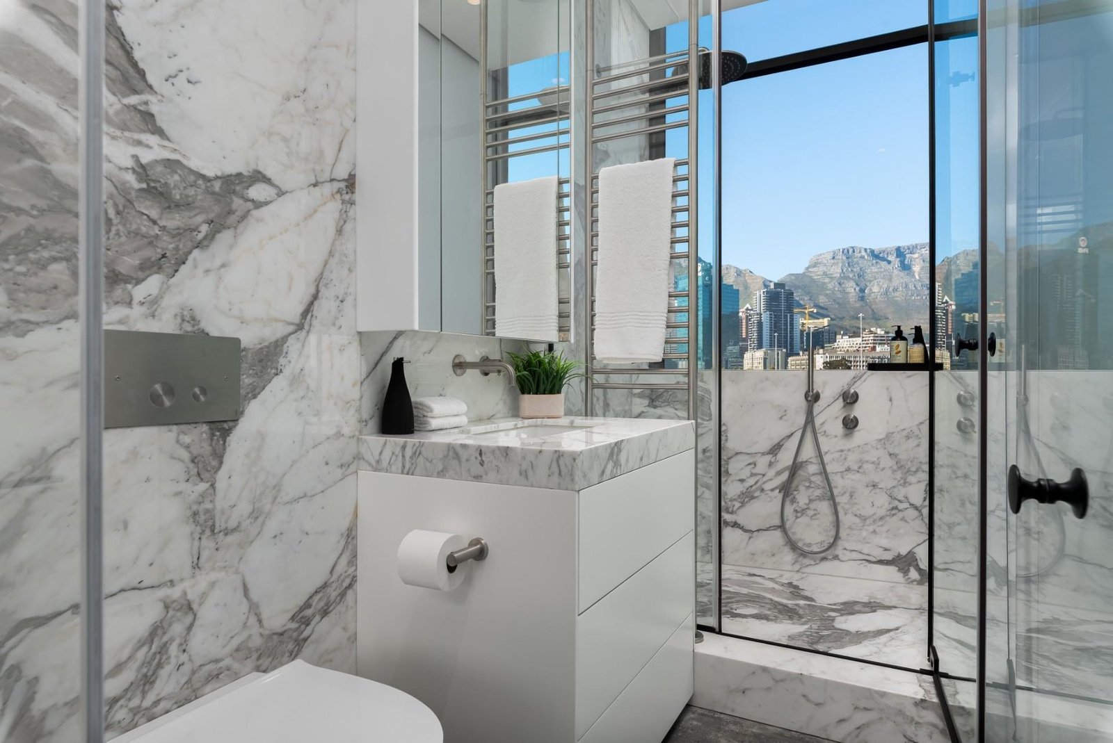 Apartment in Cape Town, Western Cape, South Africa 1 - 15853717