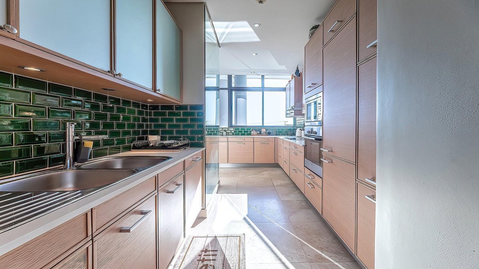 Apartment Cape Town Apartment in Cape Town, Western Cape, South Africa 1 - 16120575