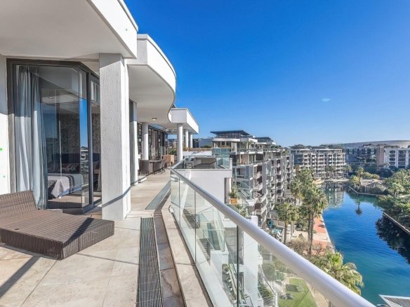 Apartment in Cape Town, Western Cape, South Africa 1 - 16120575