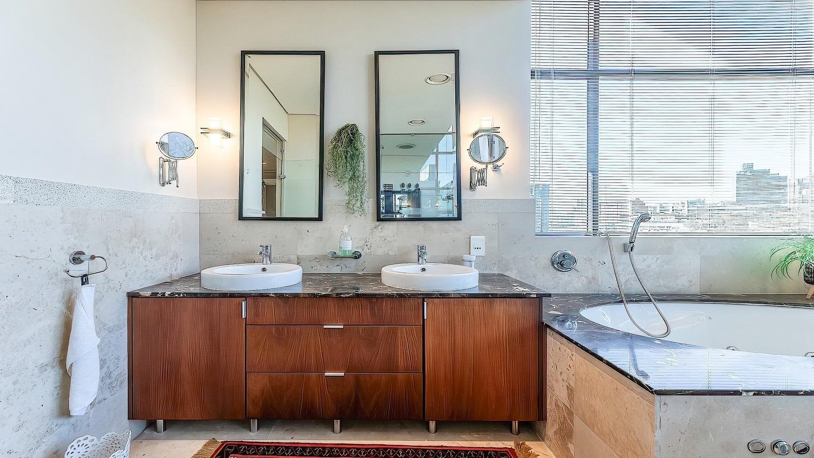 Apartment Cape Town Apartment in Cape Town, Western Cape, South Africa 1 - 16120575