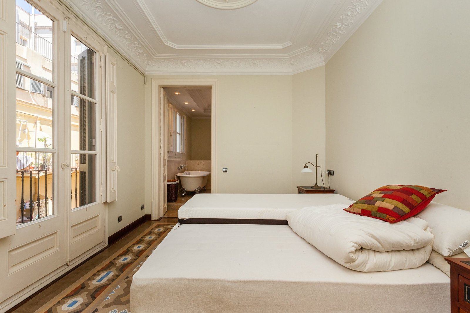 Exclusive Property For Sale Next To Diagonal Barcelona Apartment in Eixample, Barcelona, Spain 1 - 15484313