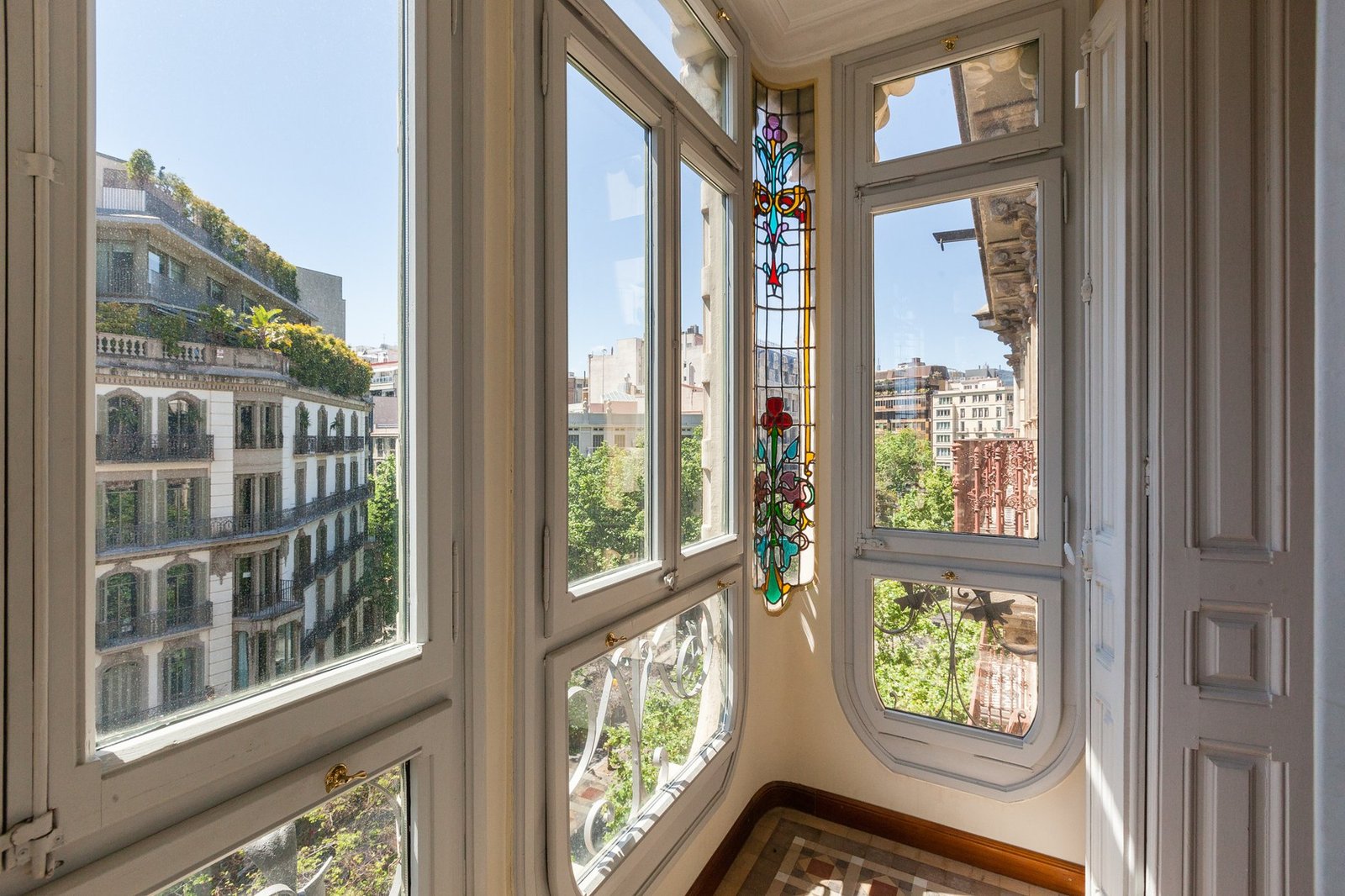 Exclusive Property For Sale Next To Diagonal Barcelona Apartment in Eixample, Barcelona, Spain 1 - 15484313