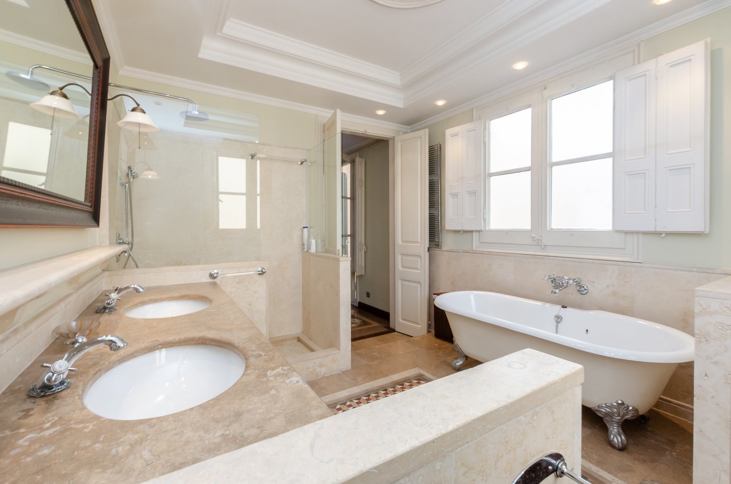 Exclusive Property For Sale Next To Diagonal Barcelona Apartment in Eixample, Barcelona, Spain 1 - 15484313