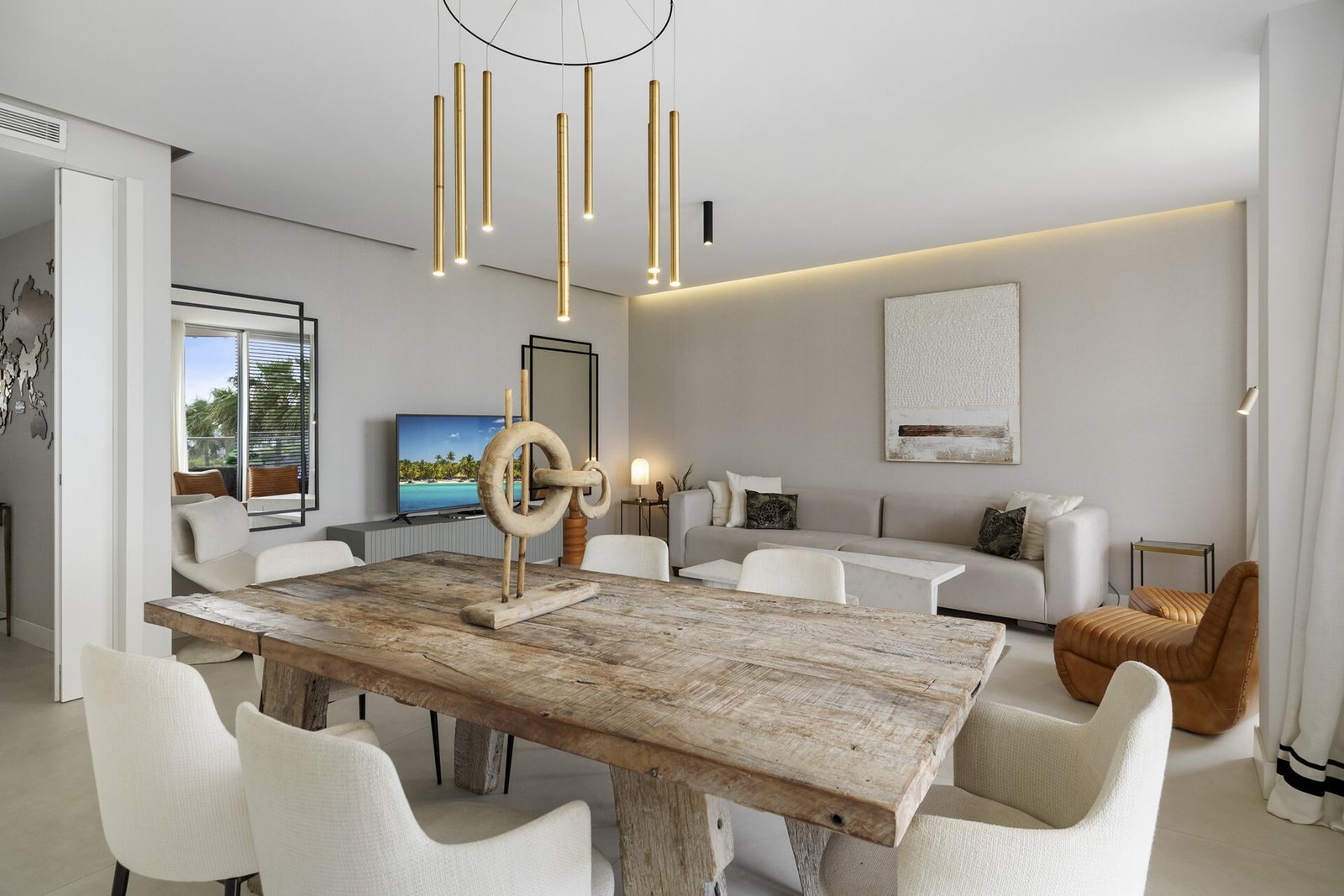 Modern Frontline Beach Apartment In Estepona West. Apartment in Estepona, Andalusia, Spain 1 - 16162218