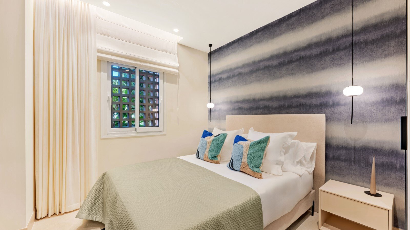 Luxury South Facing 3 Bedroom And 3 Bathroom Ground Floor Apartment In Costalita, Estepona. Apartment in Estepona, Andalusia, Spain 1 - 16331024