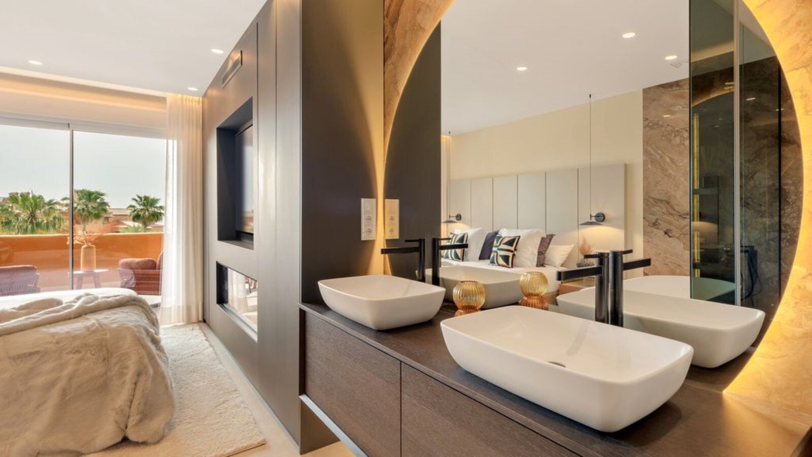 Elegant Apartment Complex With Unique Sea Views In Estepona Apartment in Estepona, Andalusia, Spain 1 - 16331039