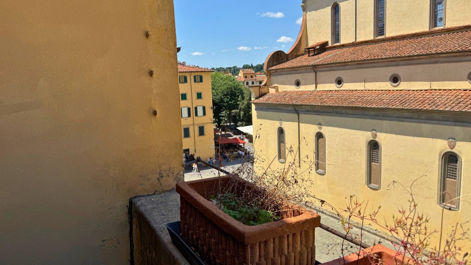 Appartamento Di Prestigio In Santo Spirito Apartment in Florence, Tuscany, Italy 1 - 15881595