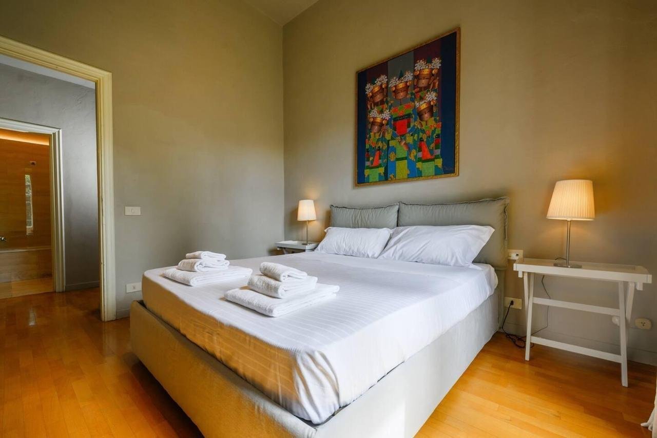Appartamento Signorile Con Terrazzo In Via Gino Capponi Apartment in Florence, Tuscany, Italy 1 - 15881781