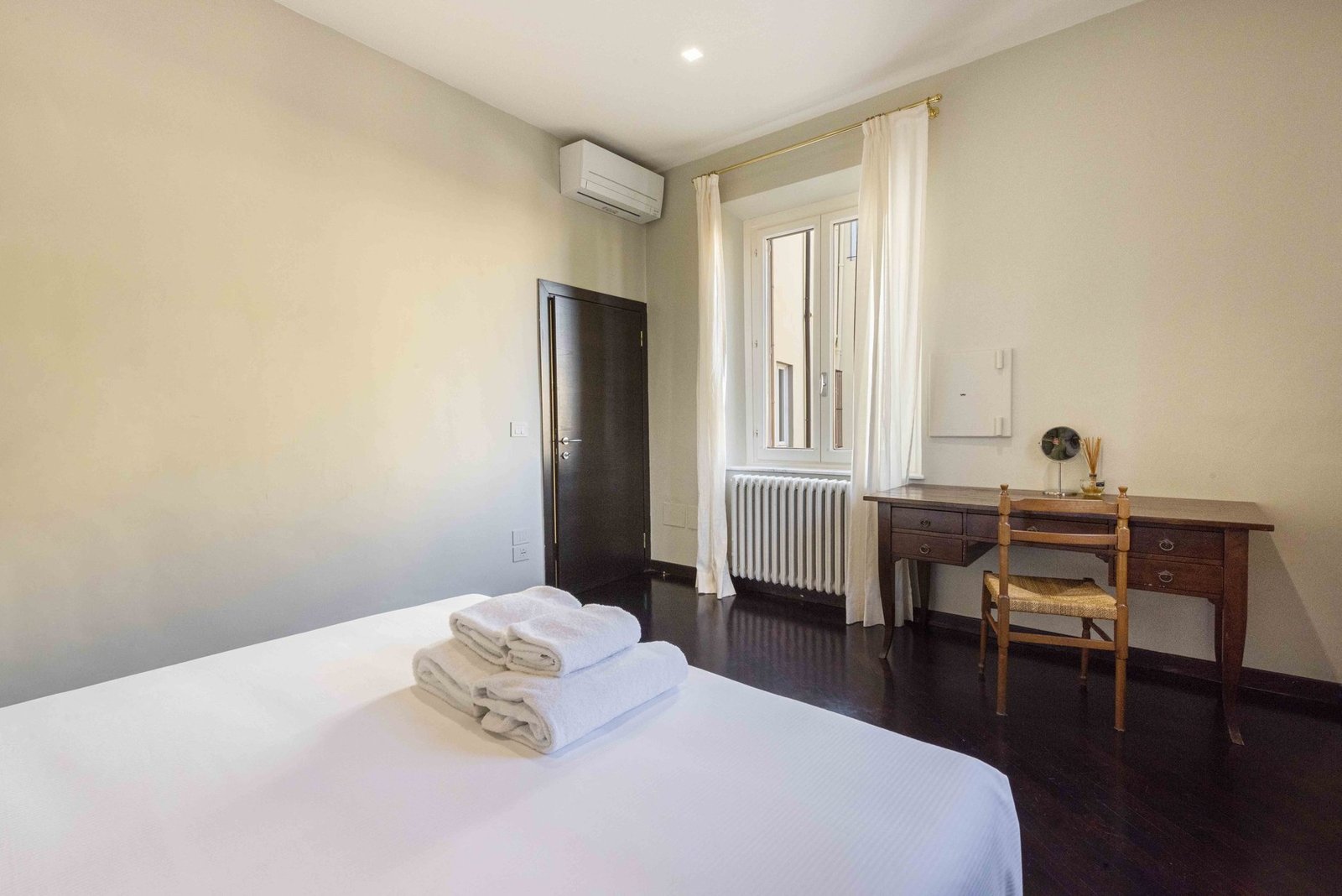 Lussuoso Appartamento Su Lungarno Vespucci Apartment in Florence, Tuscany, Italy 1 - 16401951