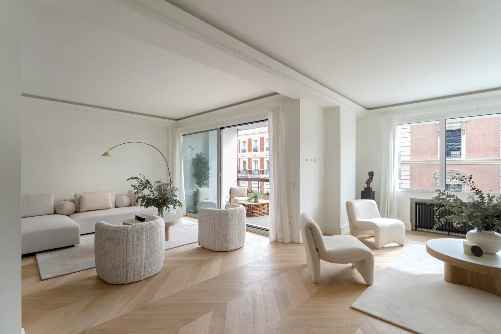 Unique And Exclusive Apartment Right In Front Of The Prado Museum Apartment in Retiro, Madrid, Spain 1 - 15253003