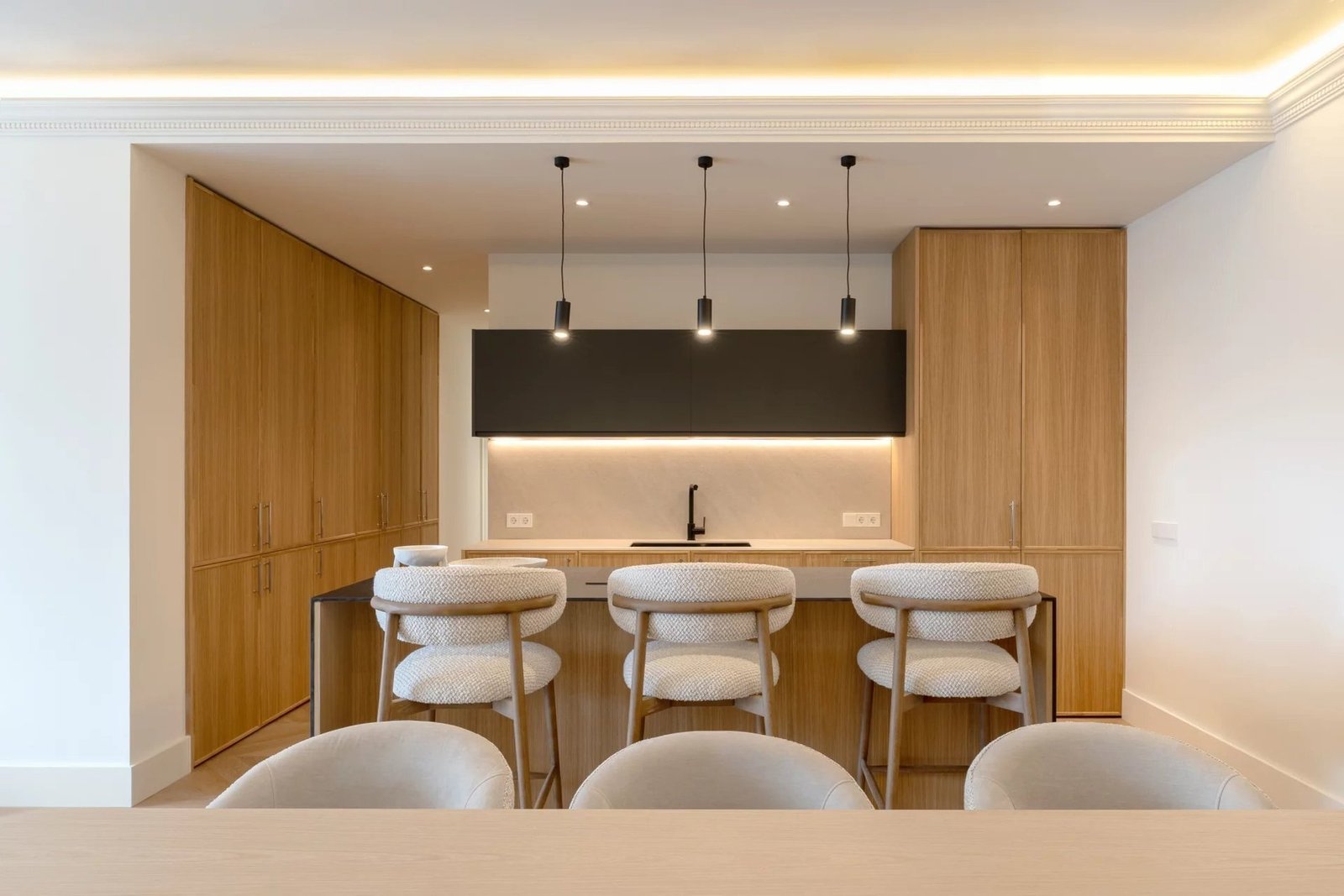 Unique And Exclusive Apartment Right In Front Of The Prado Museum Apartment in Retiro, Madrid, Spain 1 - 15253003
