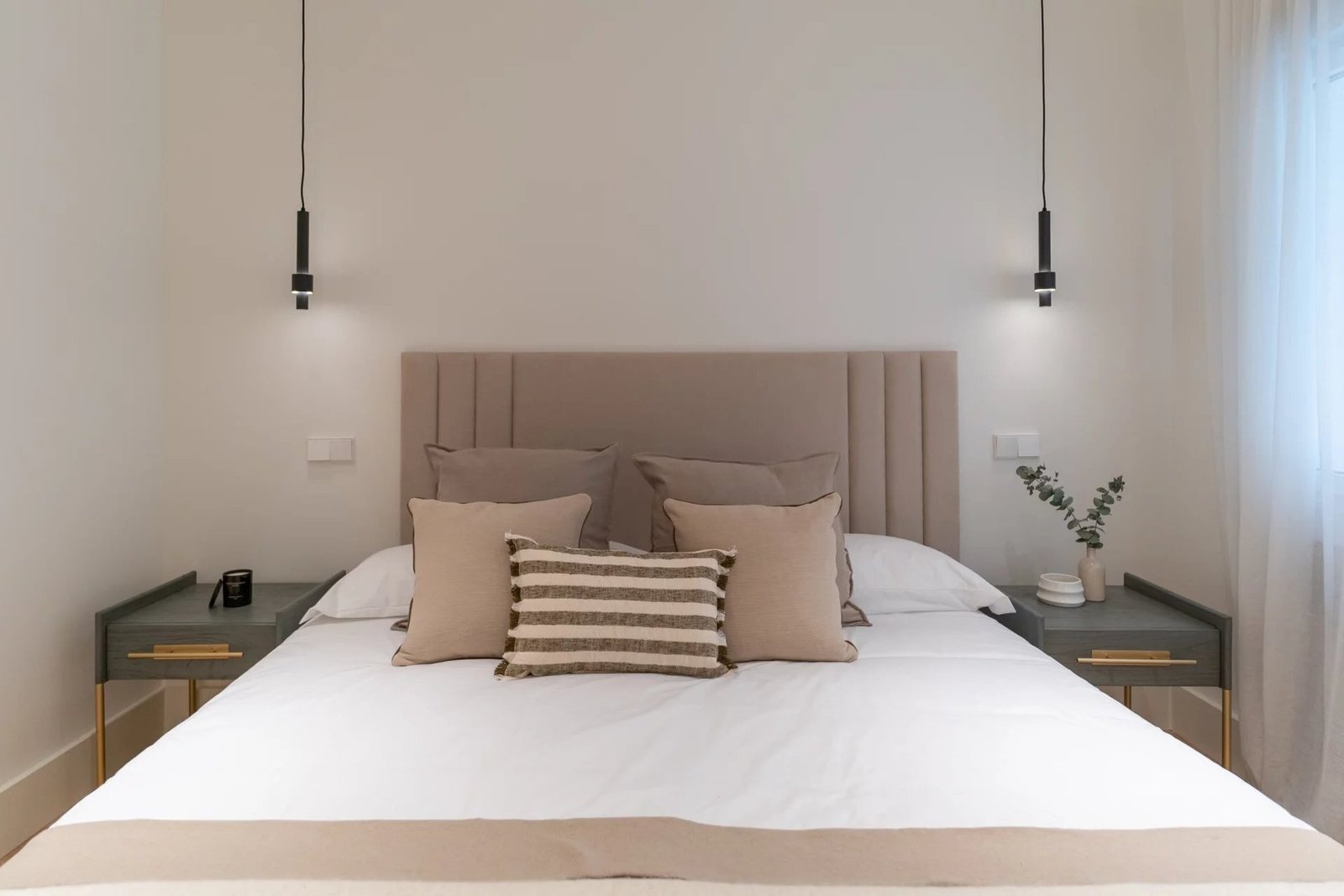 Unique And Exclusive Apartment Right In Front Of The Prado Museum Apartment in Retiro, Madrid, Spain 1 - 15253003